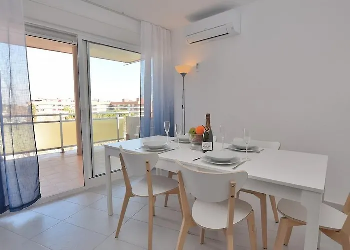 Cerca De La Playa, Major Apartament